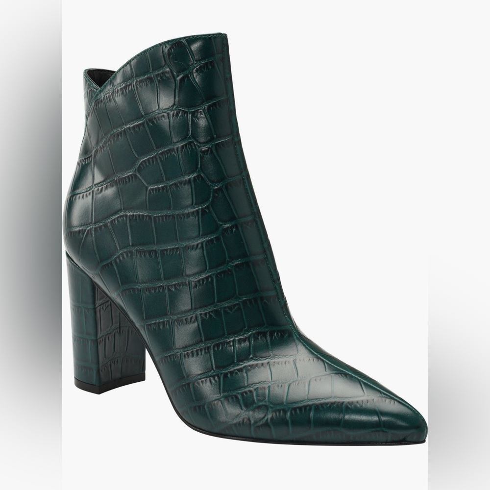 Marc Fisher green croc boots size 5 1/2